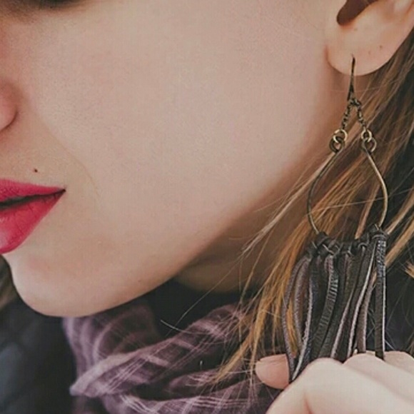 Artisan Leather Fringe Rustic Matte Earrings - Picture 6 of 7